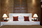 Material del hotel de los muebles modernos modificados para requisitos particulares del dormitorio/de madera sólida de los suites