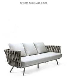Sofá moderno de la esquina de los muebles del jardín de la rota con el amortiguador cómodo